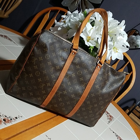 Louis Vuitton Handbags - AUTHENTIC Louis Vuitton Flanerie 45